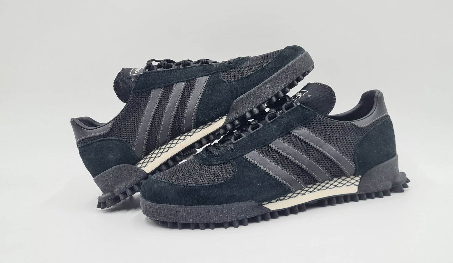 *NEU* 2017 Adidas Marathon TR Retro Schwarz UK 7,5 / EUR 41 1/3