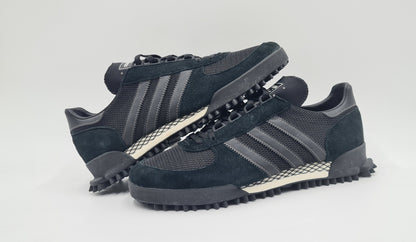 *NEU* 2017 Adidas Marathon TR Retro Schwarz UK 7,5 / EUR 41 1/3