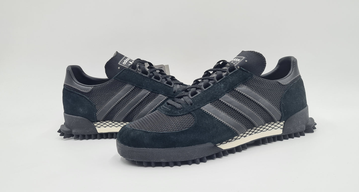 *NEU* 2017 Adidas Marathon TR Retro Schwarz UK 7,5 / EUR 41 1/3