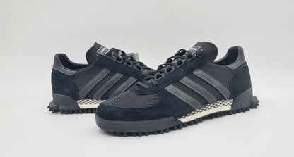 *NEU* 2017 Adidas Marathon TR Retro Schwarz UK 7,5 / EUR 41 1/3