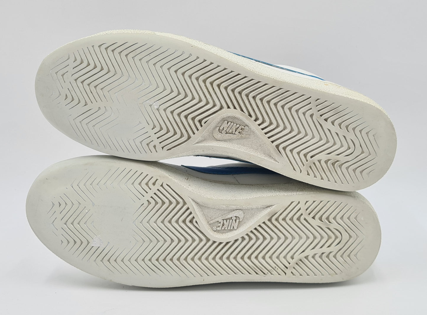 Vintage 1987 Nike Air Wimbledon Tennis Shoes UK 7 / US 8 / EUR 41