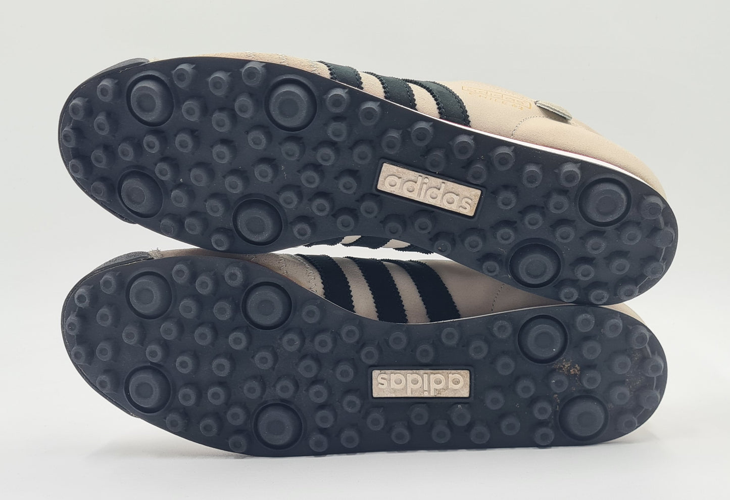 *TOP* Vintage 2009 Adidas Chile 62 Retro Grau UK 9,5 / EUR 44