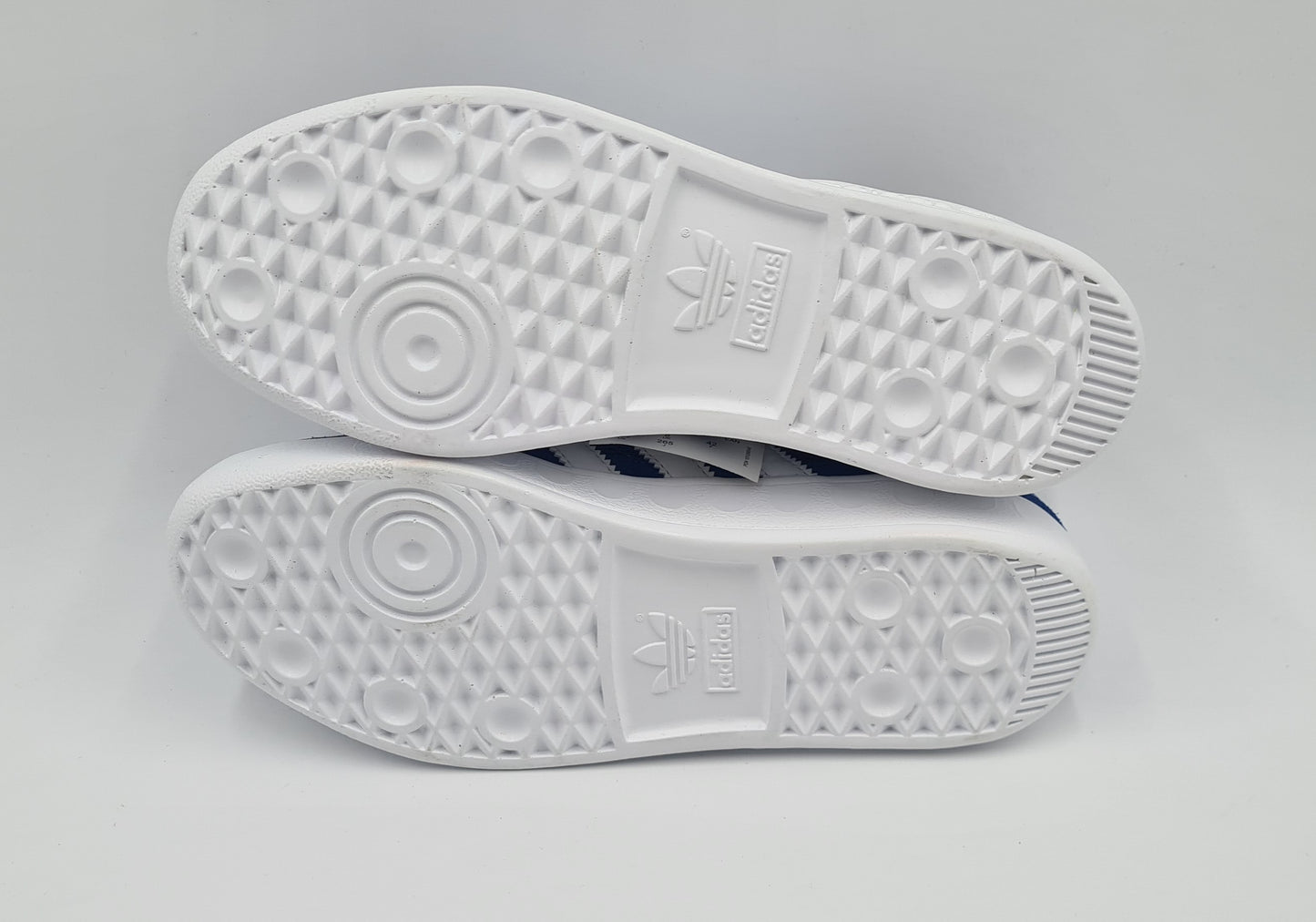 *NEU* 2009 Adidas München Retro Blau UK 8 / EUR 42