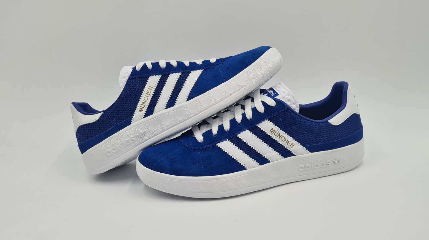 *NEU* 2009 Adidas München Retro Blau UK 8 / EUR 42