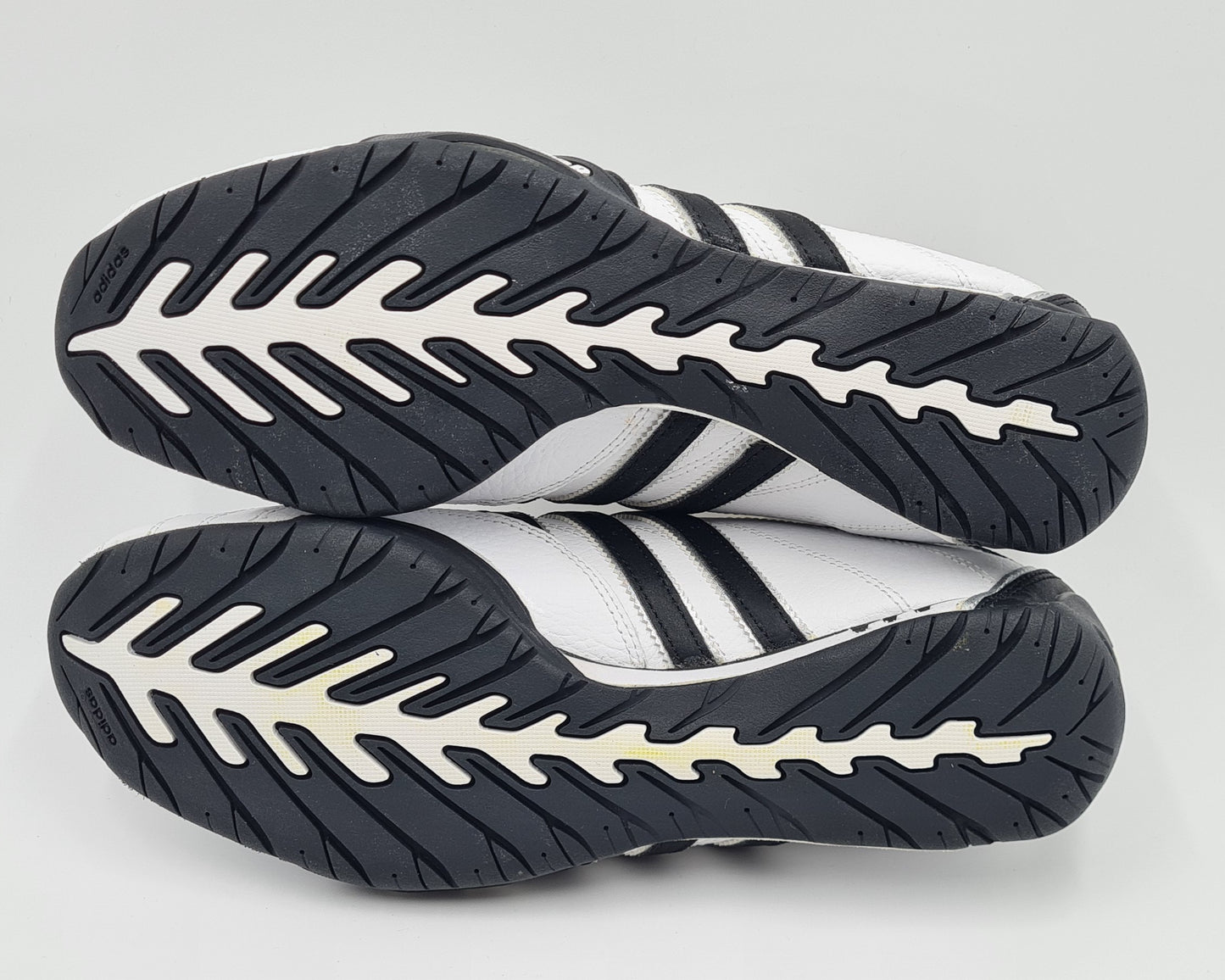 *NEU* 2013 Adidas Adi Racer Low Good Year Weiß Gr. UK 9,5 / EUR 44