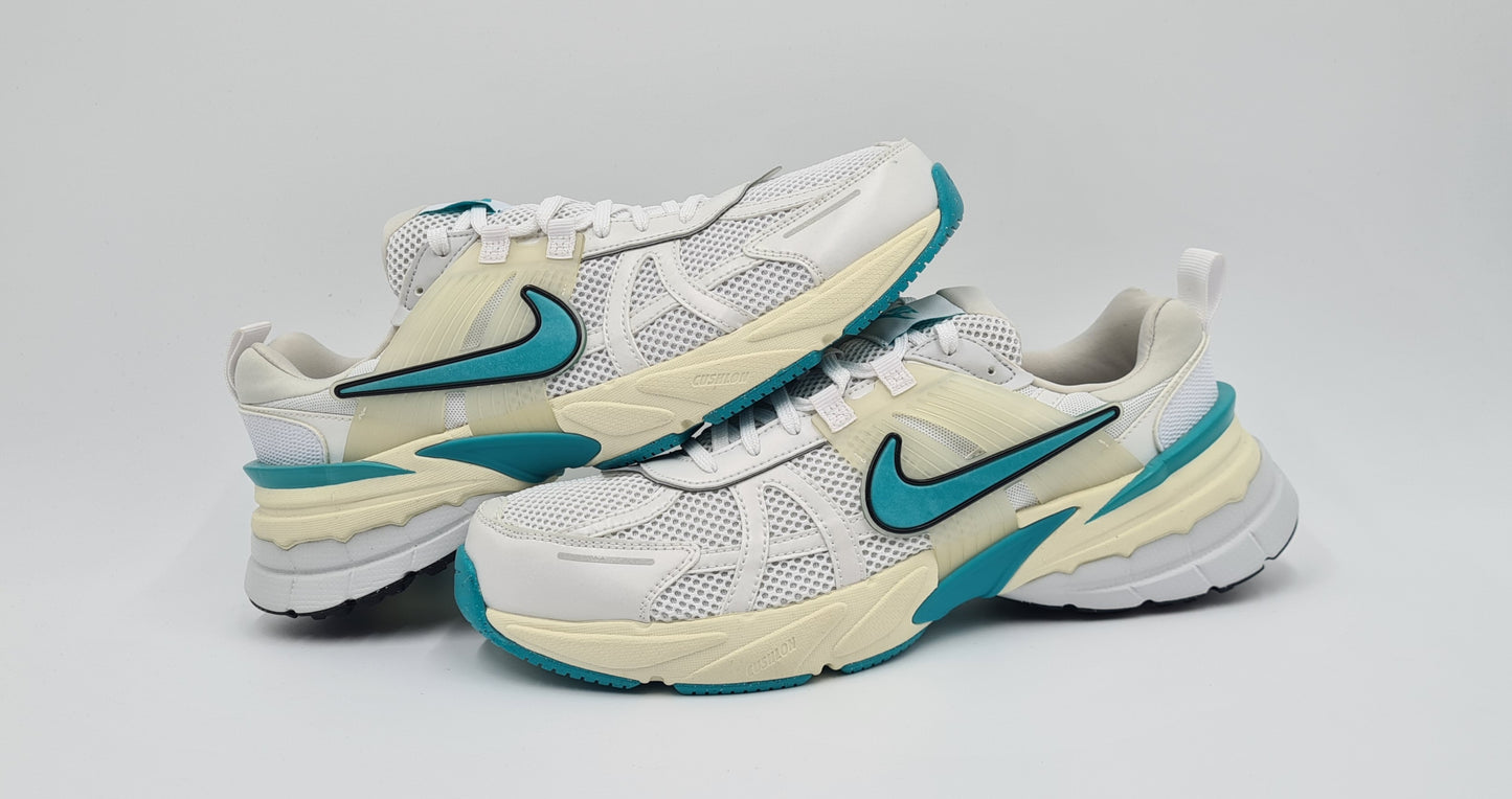 *NEW* 2023 Nike V2K Run 'Dusty Cactus' UK 9.5 / EUR 44.5