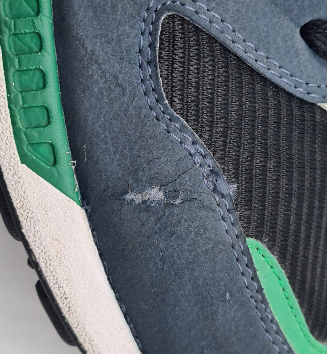 2014 Adidas ZX 8000 | M18268 | UK 8.5 / EUR 42 2/3