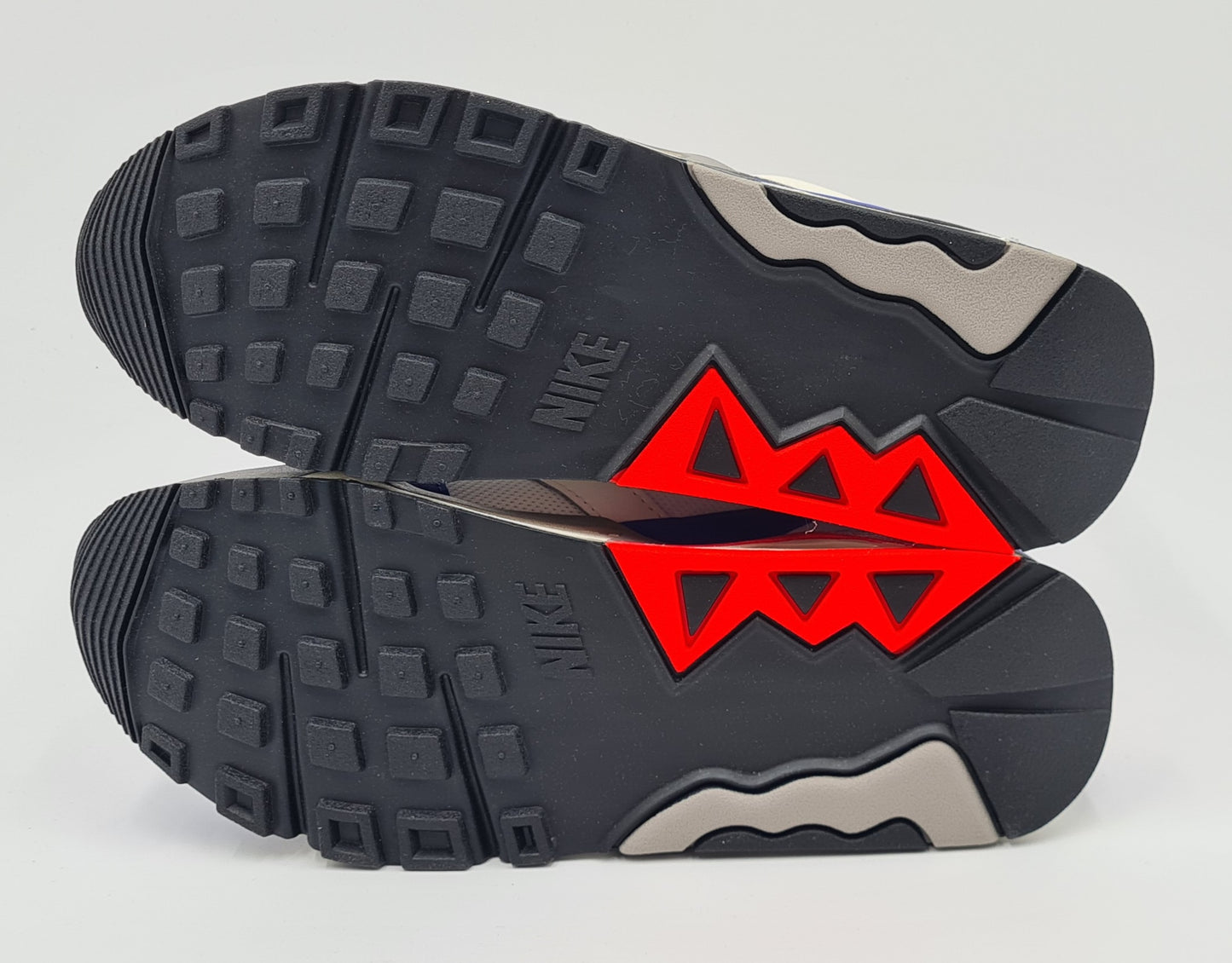 *NEU* 2022 Nike Air Max Structure Gr. UK 8 / EUR 42,5