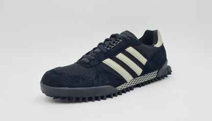 *NEW* 2010 Adidas Marathon TR Black UK 8.5 / EUR 42 2/3