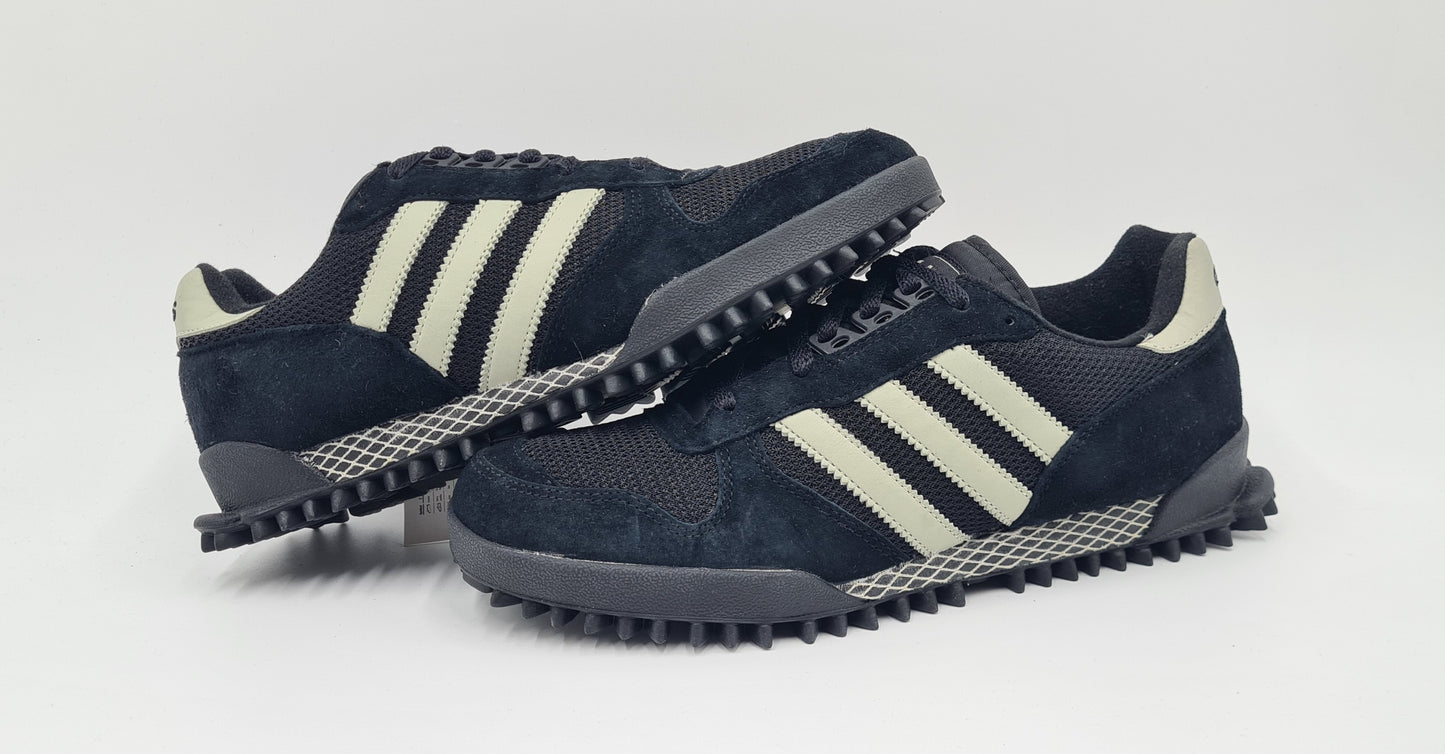 *NEW* 2010 Adidas Marathon TR Black UK 8.5 / EUR 42 2/3