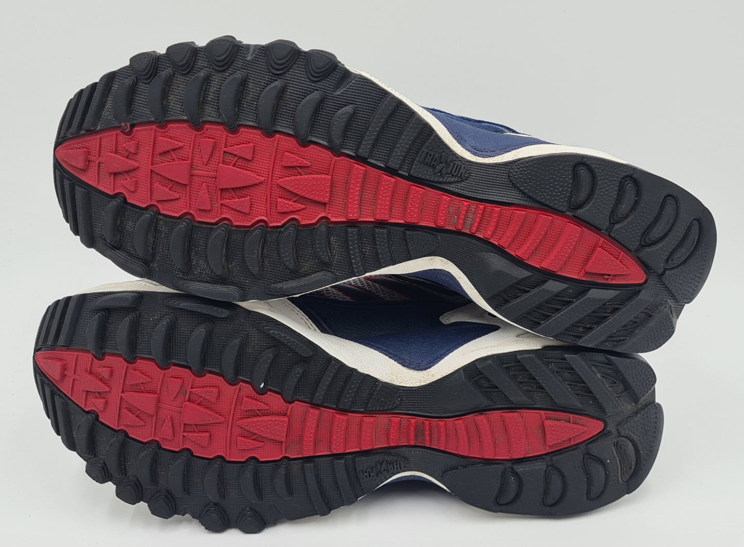 *Guter Zustand* Vintage 2000 Adidas Savage UK 9 / EUR 43 1/3
