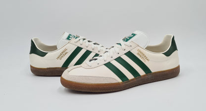 *NEU* Vintage 1980er Adidas Universal Spezial grüne Streifen UK 8,5 / EUR 42 2/3
