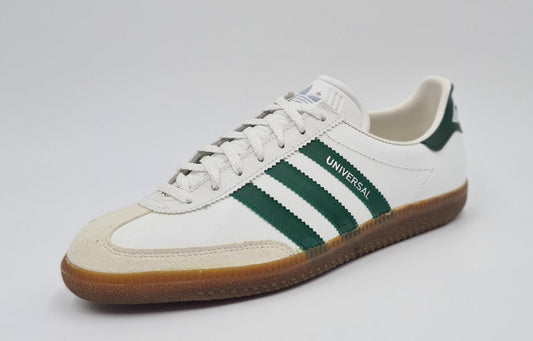 *NEU* Vintage 1980er Adidas Universal mit grünen Streifen UK 8 / EUR 42