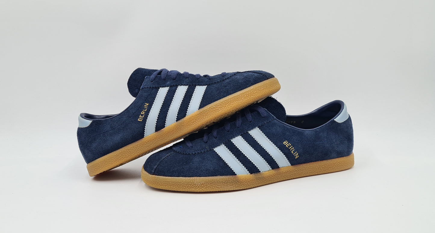 *WIE NEU* Vintage 1980er Adidas Berlin Yugoslavia UK 8 / EUR 42