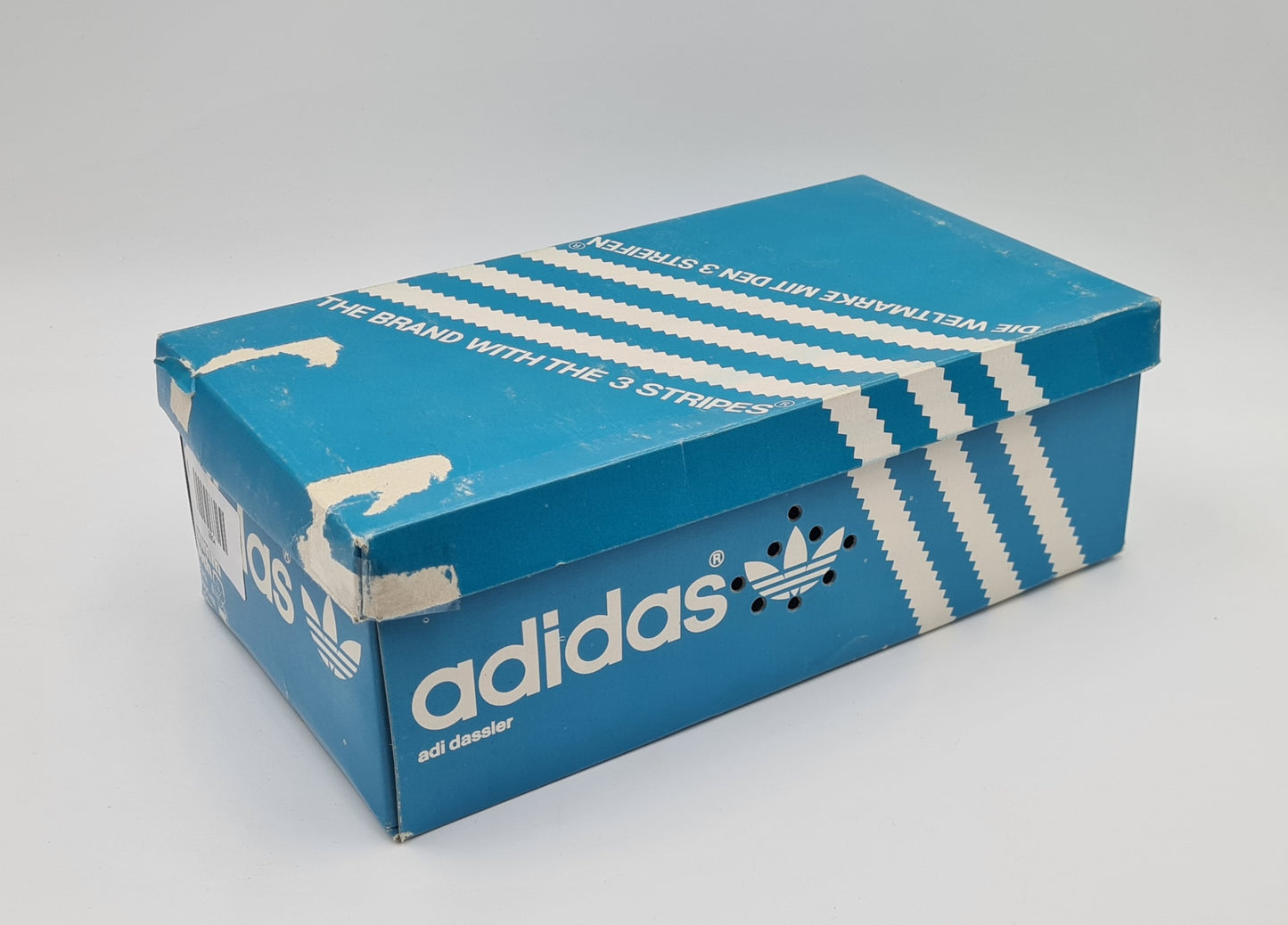 *WIE NEU* Vintage 1980er Adidas Berlin Yugoslavia UK 8 / EUR 42