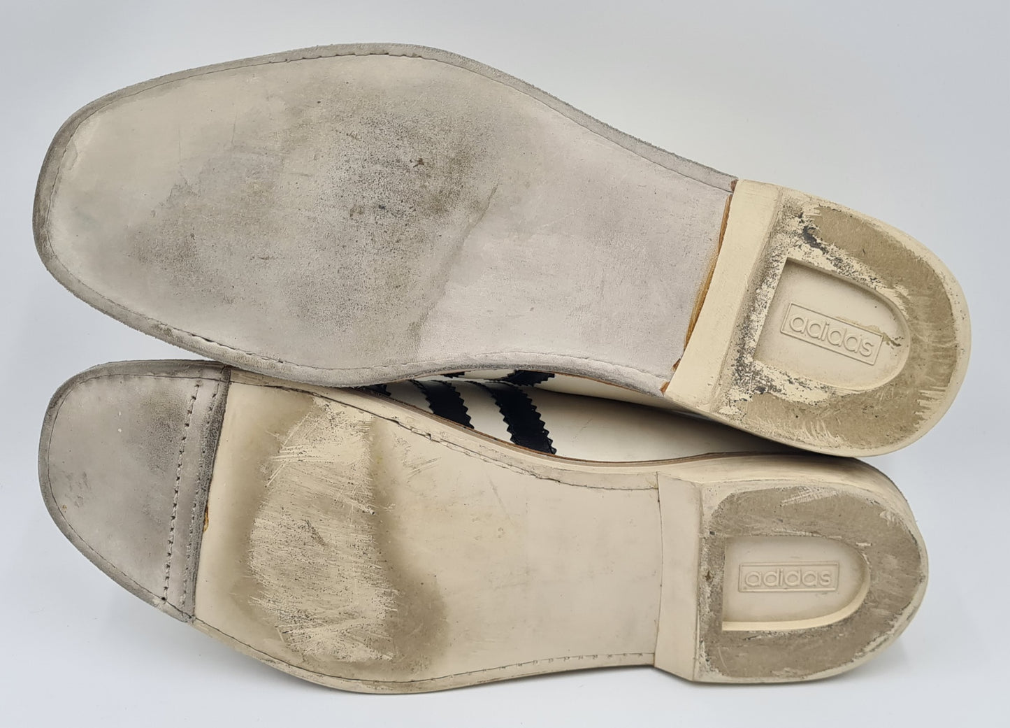 *Good Condition* Vintage 1970s Adidas Bowling Yugoslavia UK 9.5 / EUR 44