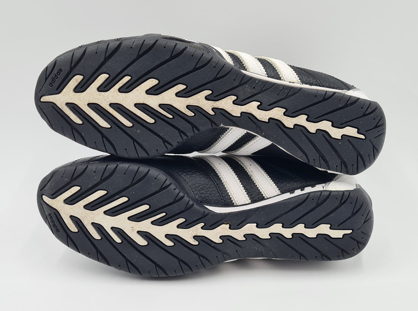 *WIE NEU* 2011 Adidas Adi Racer Low Good Year Schwarz Gr. UK 7,5 / EUR 41 1/3