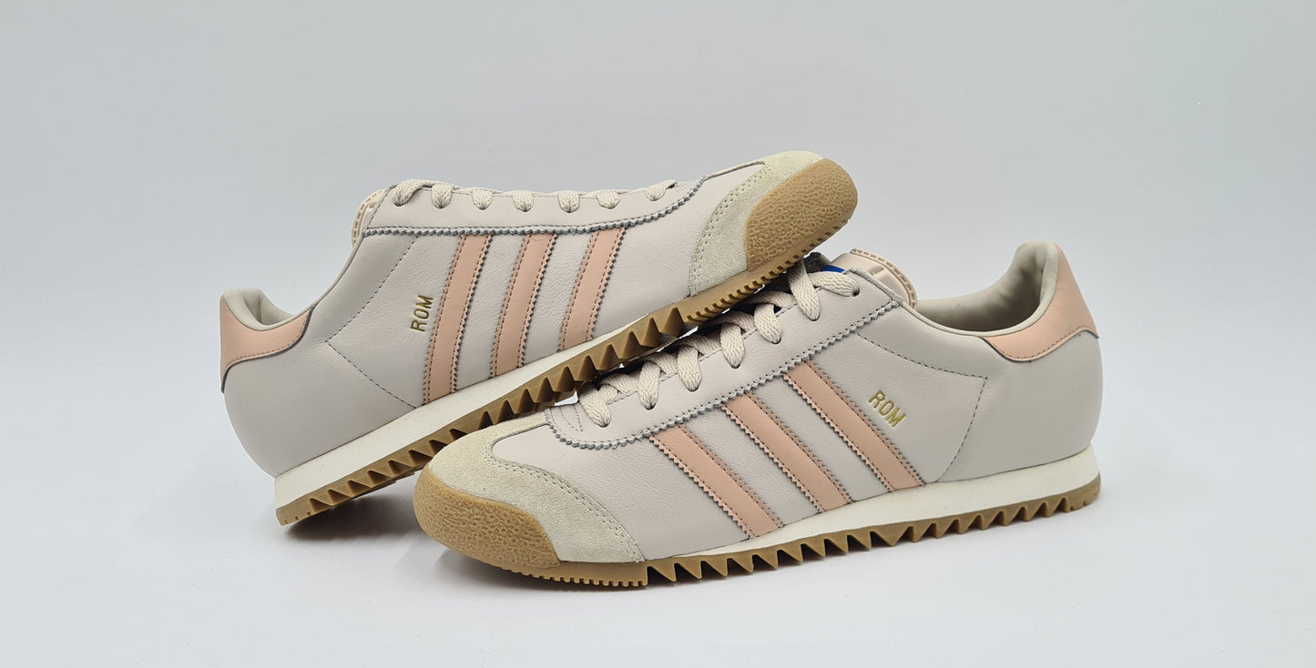 *NEW* 2017 Adidas Rom Sample Pink UK 8.5 / EUR 42 2/3