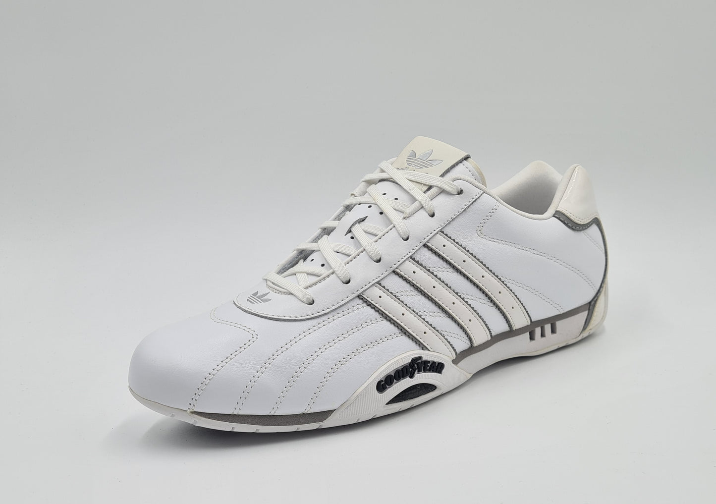 *NEU* 2010 Adidas Adi Racer Low Good Year Weiß Gr. UK 10,5 / EUR 45 1/3