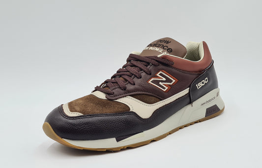 *WIE NEU* New Balance 1500 Braun Made in England Gr. UK 9 / EUR 43