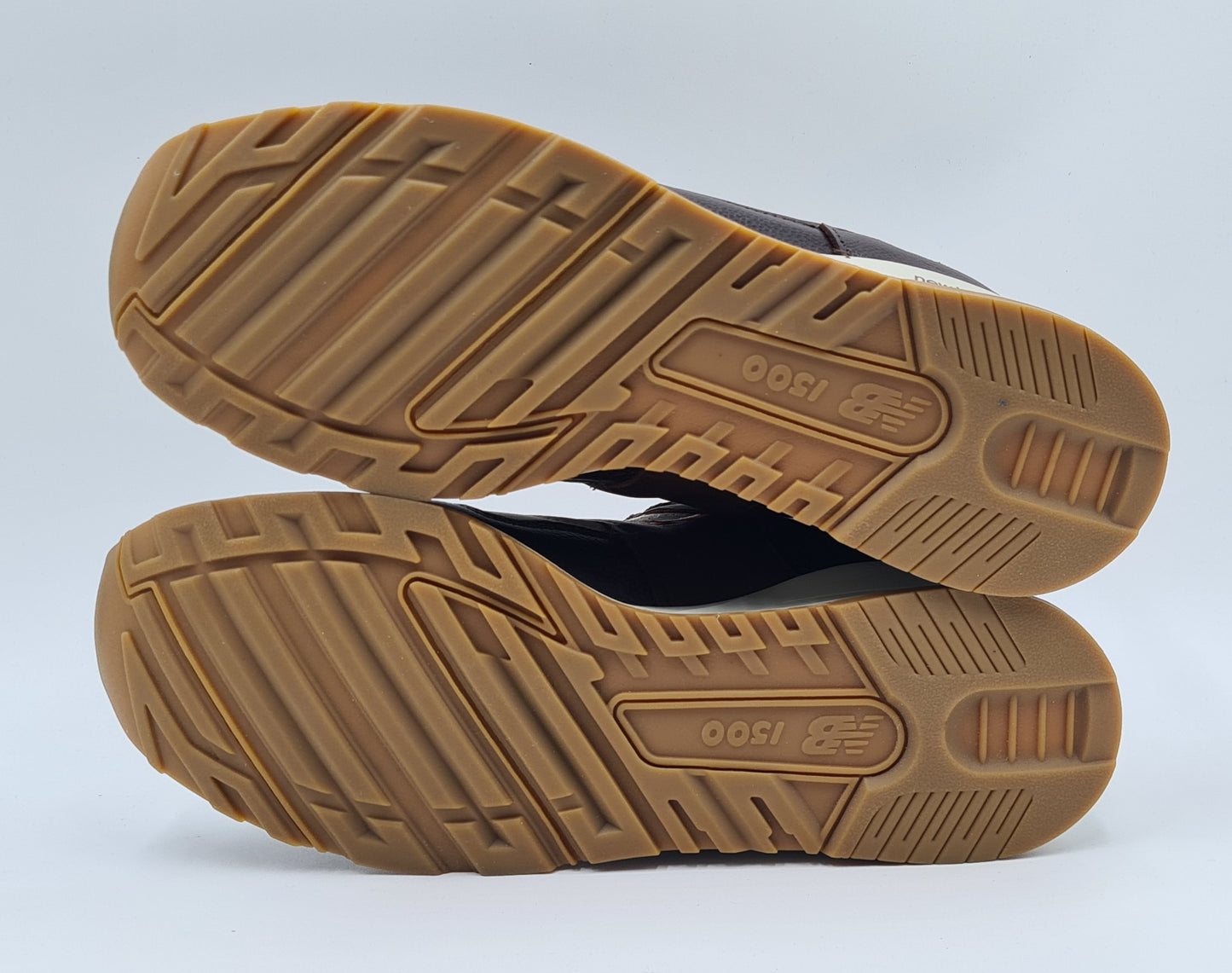 *WIE NEU* New Balance 1500 Braun Made in England Gr. UK 9 / EUR 43