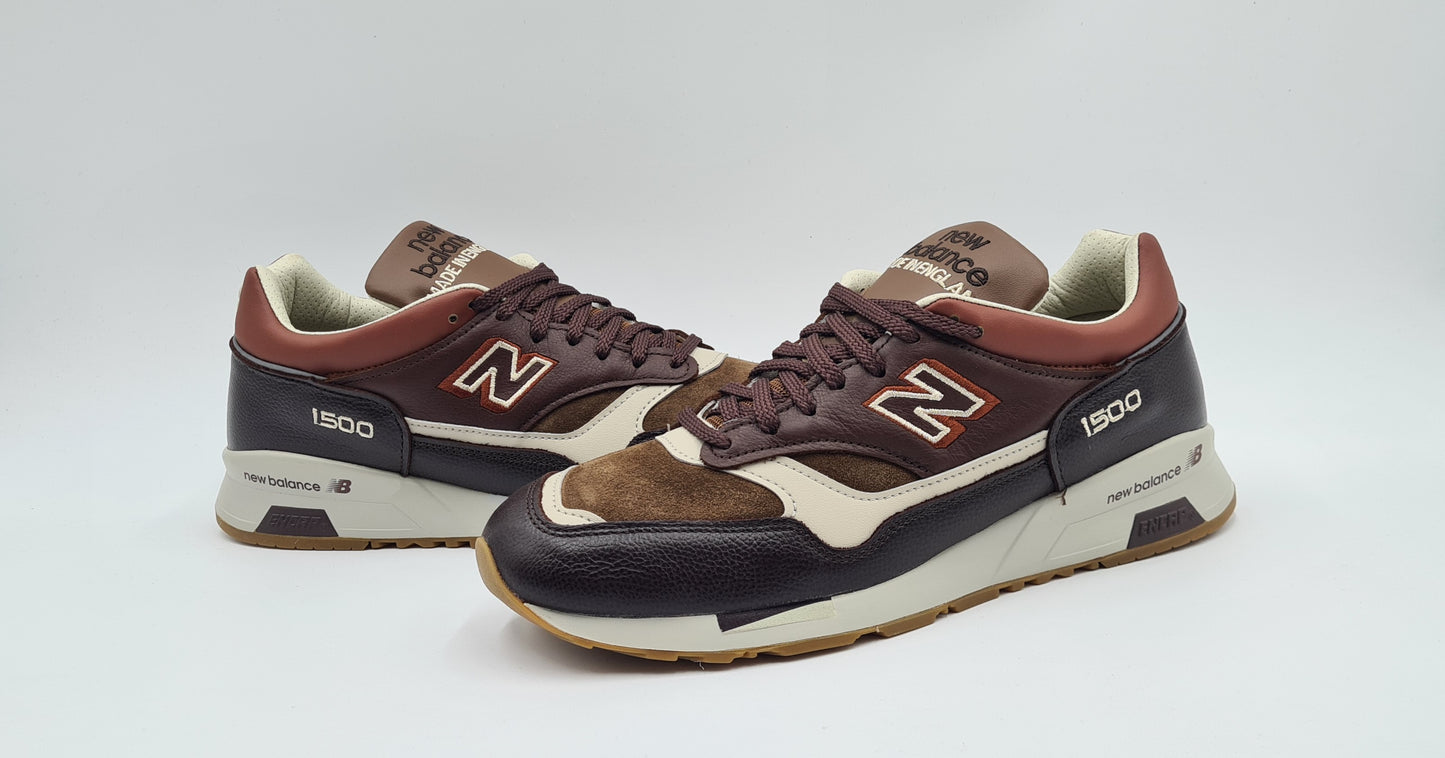 *WIE NEU* New Balance 1500 Braun Made in England Gr. UK 9 / EUR 43
