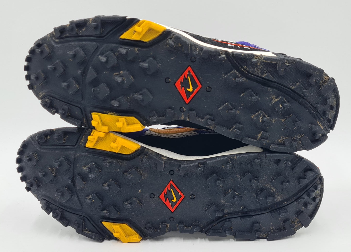 2005 Nike Air Zoom Terra Albis Gr. UK 8,5 / EUR 43