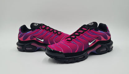 *TOP* 2025 Nike Air Max Plus TN Fireberry Pink Gr. UK 8,5 / EUR 43