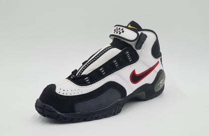*NEW* Vintage 1997 Nike Air Zoom Turf Michael Schumacher UK 7.5 / US 8.5 / EUR 42