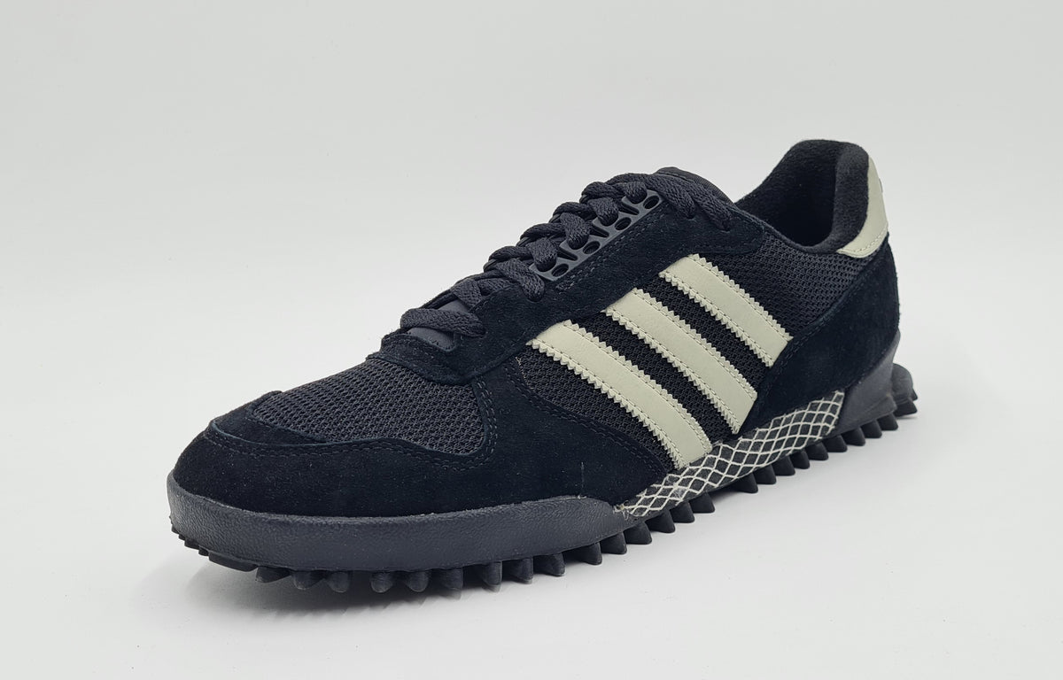 *NEU* 2011 Adidas Marathon TR Schwarz UK 10 / EUR 44 2/3