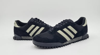*NEU* 2011 Adidas Marathon TR Schwarz UK 10 / EUR 44 2/3