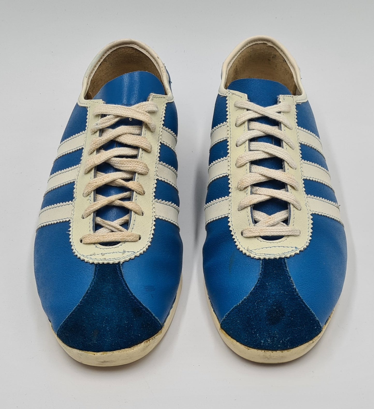 *NEW* Vintage 1980s Adidas Rekord Roumania 3 Stripe UK 8 / EUR 42