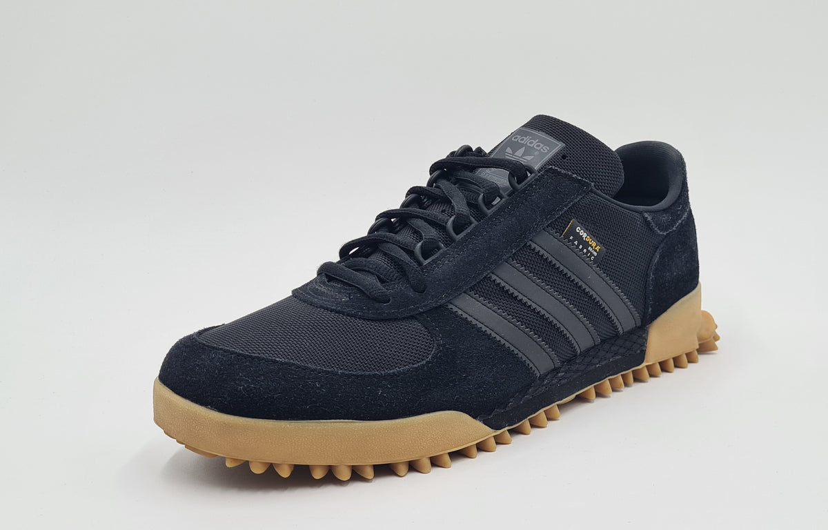 *TOP 2021 Adidas Marathon TR Cordura Schwarz UK 10 / EUR 44 2/3