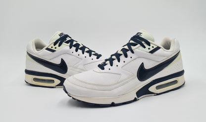 *TOP* 2011 Nike Air Max Classic BW Weiß Dunkelbau Gr. UK 12 / EUR 47,5