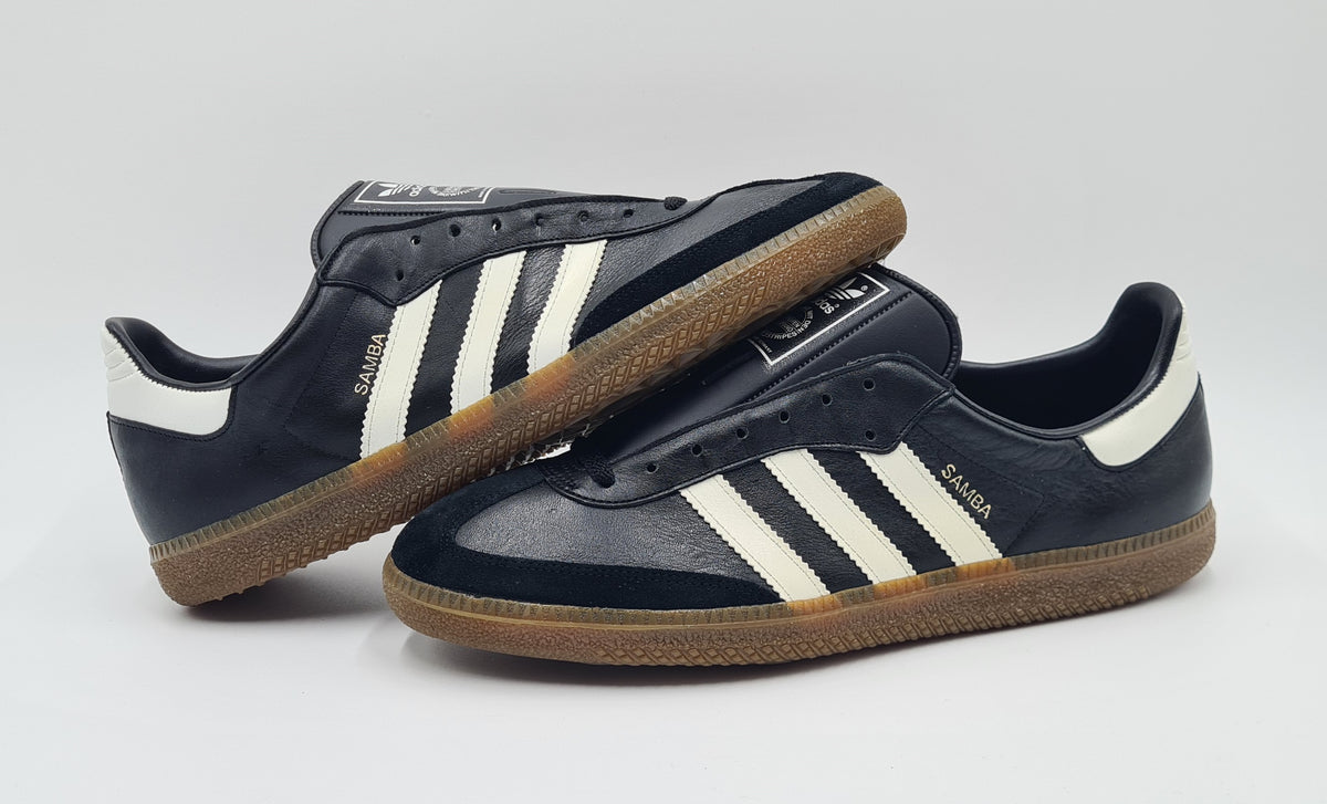 *NEU* Vintage 1980er Adidas Samba schwarz West Germany UK 9 / EUR 43 1/3