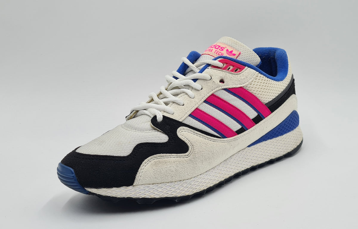 *TOP* 2018 Adidas Ultra Tech | AQ1190 | Gr. UK 9,5 / EUR 44
