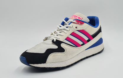 *TOP* 2018 Adidas Ultra Tech | AQ1190 | Gr. UK 9,5 / EUR 44
