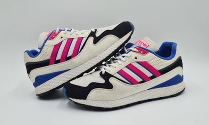 *TOP* 2018 Adidas Ultra Tech | AQ1190 | Gr. UK 9,5 / EUR 44