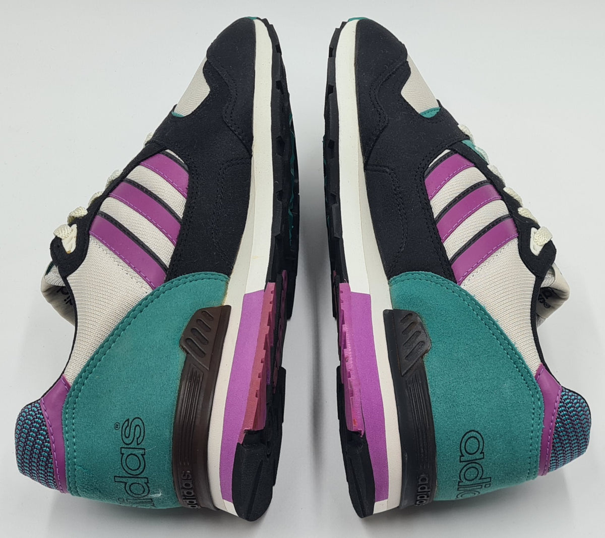*NEU* Vintage 1980er Adidas Quorum Running Philippines UK 9 / EUR 43 1/3