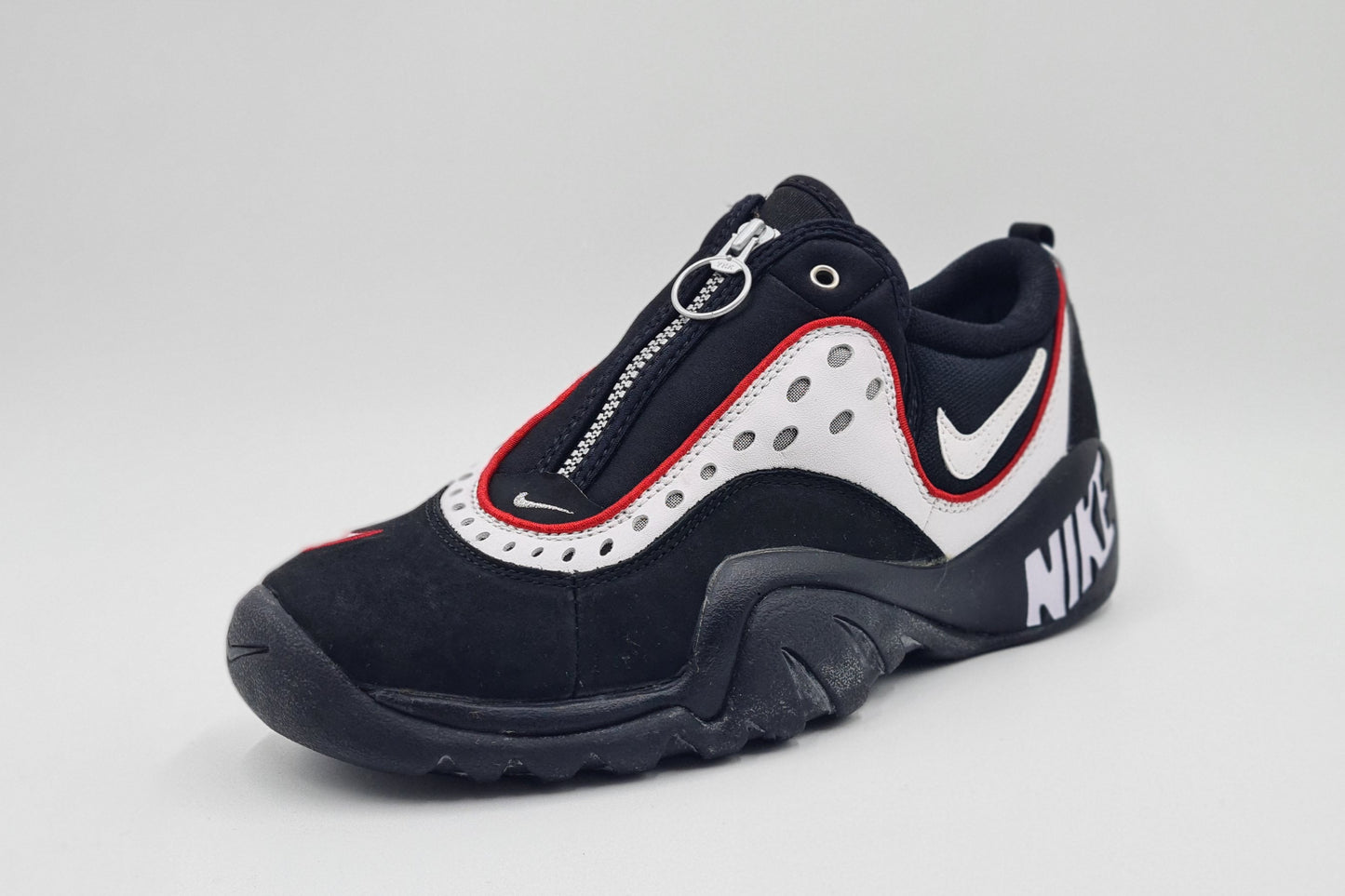 *NEW* Vintage 1996 Nike Air Worm Ndestrukt Dennis Rodman UK 9 / EUR 44